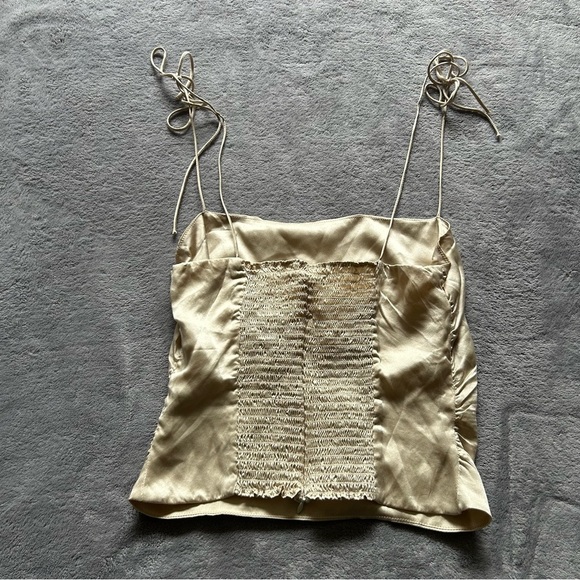 Reformation Lucrezia Silk Top in Champagne - Picture 4 of 6